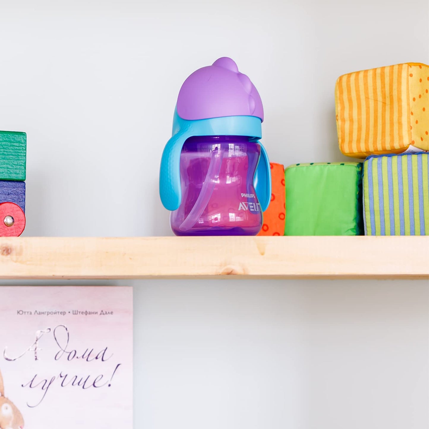 Philips Avent Sippy Cup dla niemowląt i małych dzieci, wolny od BPA, 200 ml, czerwono-niebieski (model SCF796/01)